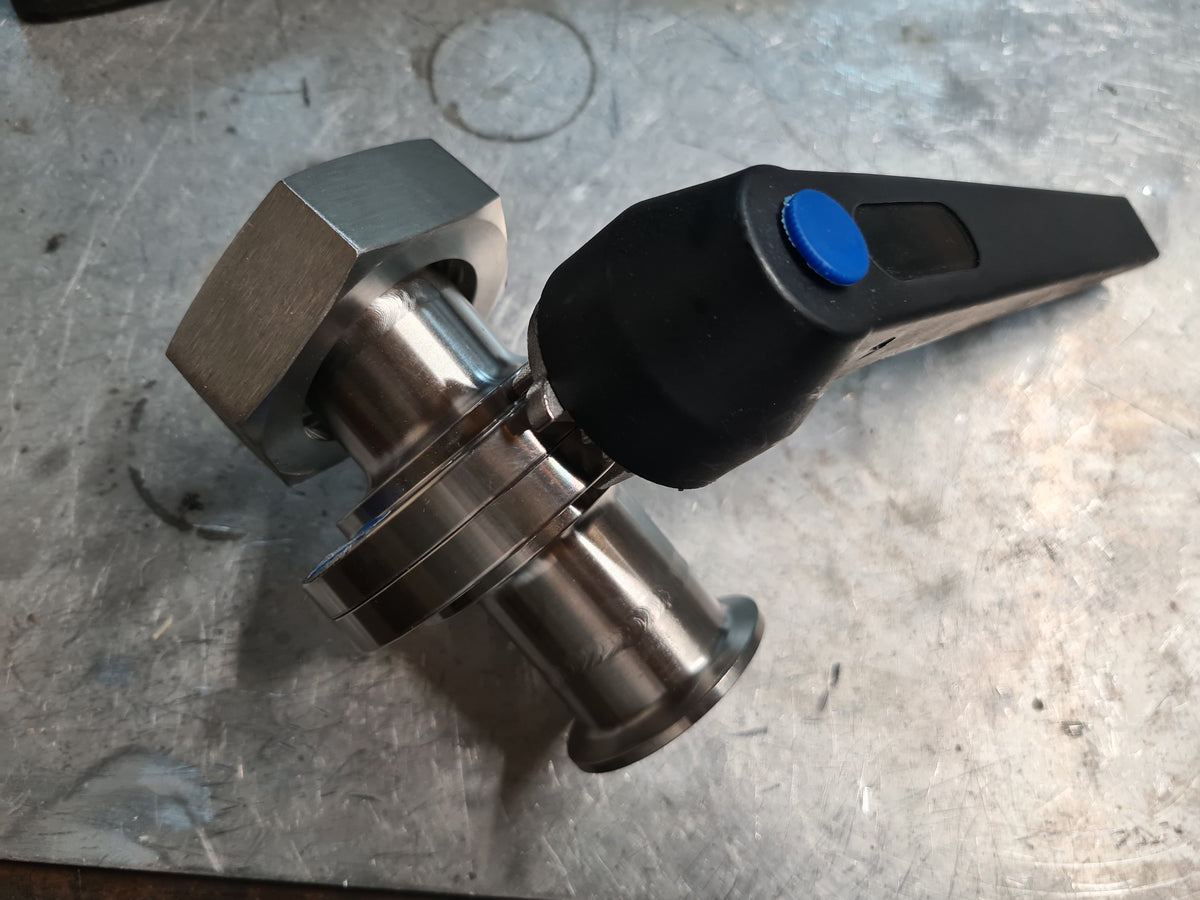 Tri-Clamp to RJT Butterfly Valve in stainless steel